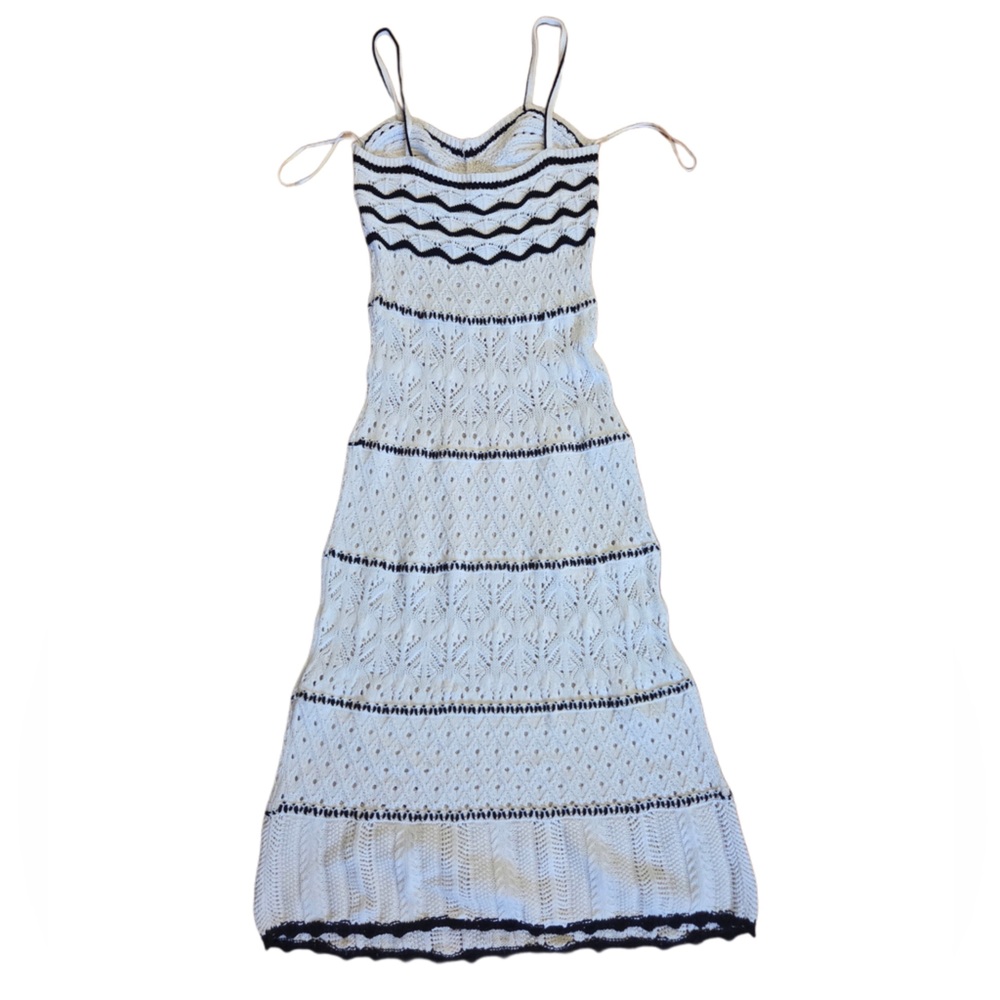 Zara White and Black Patterned Knitted Crochet Boho Style Midi Dress - Picture 3 of 6